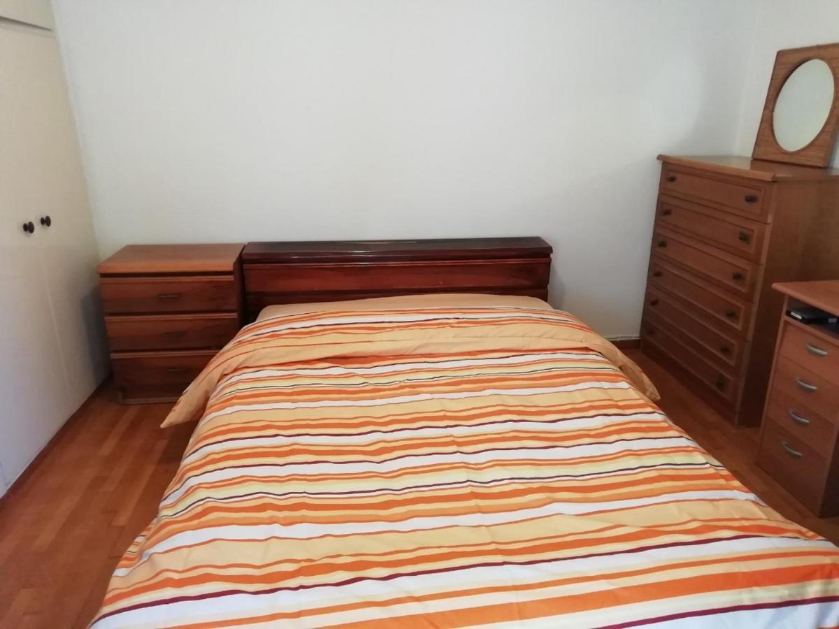 Уютный Дом 2 Athens Ngoại thất bức ảnh